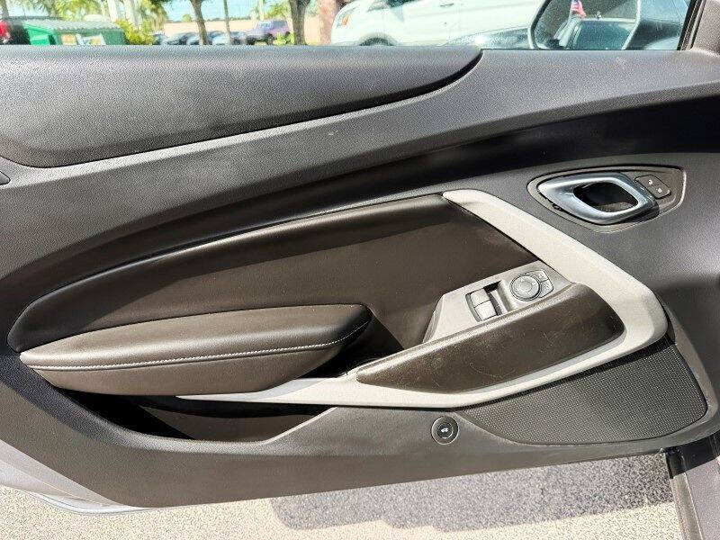 2022 Chevrolet Camaro LT