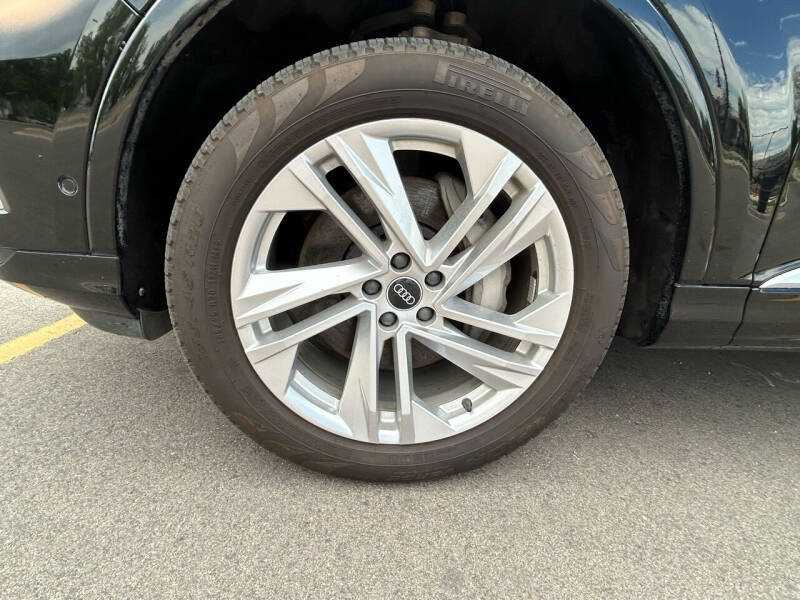 2021 Audi Q7 quattro Premium Plus 55 TFSI