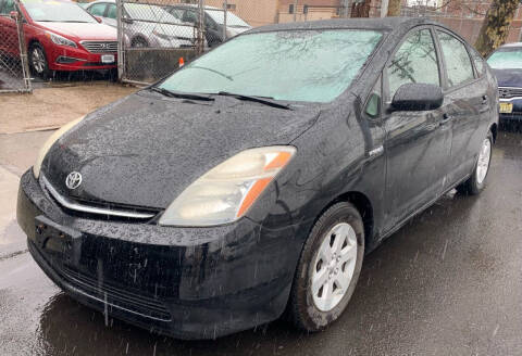 2007 Toyota Prius for sale at DEALS ON WHEELS in Newark NJ