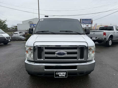 2013 Ford E-Series E-350 SD XLT