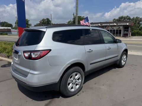2017 Chevrolet Traverse LS