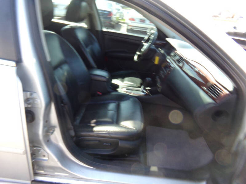 2011 Chevrolet Impala LT