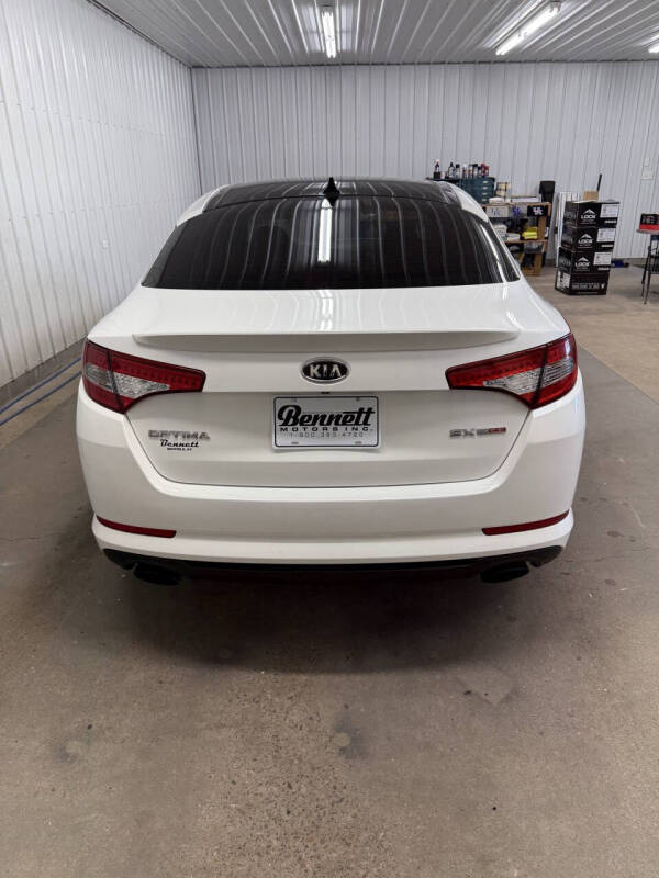 2011 Kia Optima SX Turbo