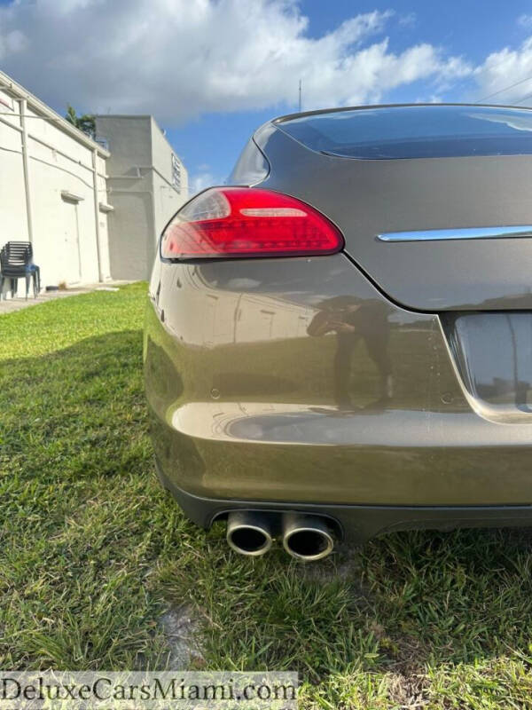 2011 Porsche Panamera