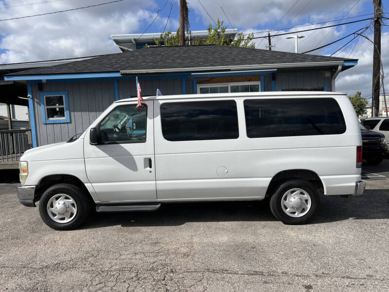 2011 Ford E-Series E-150