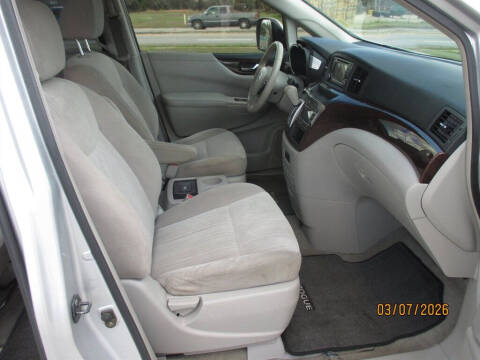 2017 Nissan Quest S