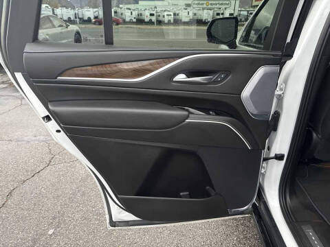 2023 Cadillac Escalade Sport Platinum