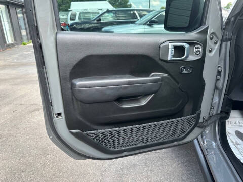 2022 Jeep Gladiator Willys