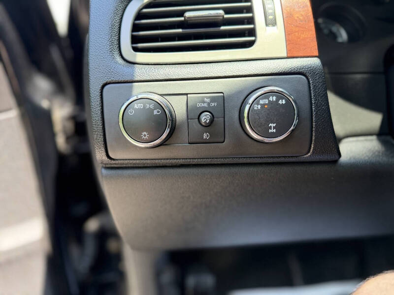 2011 Chevrolet Avalanche LT