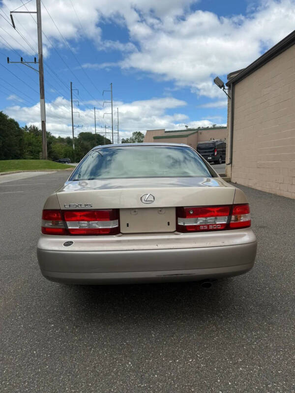 2000 Lexus ES 300