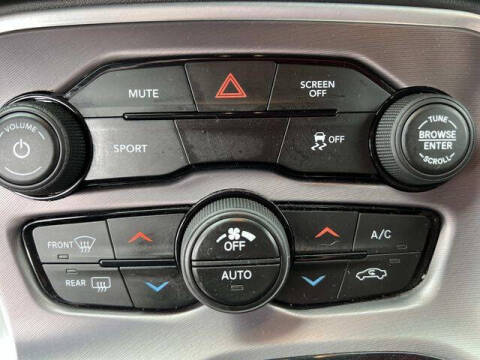 2019 Dodge Challenger SXT
