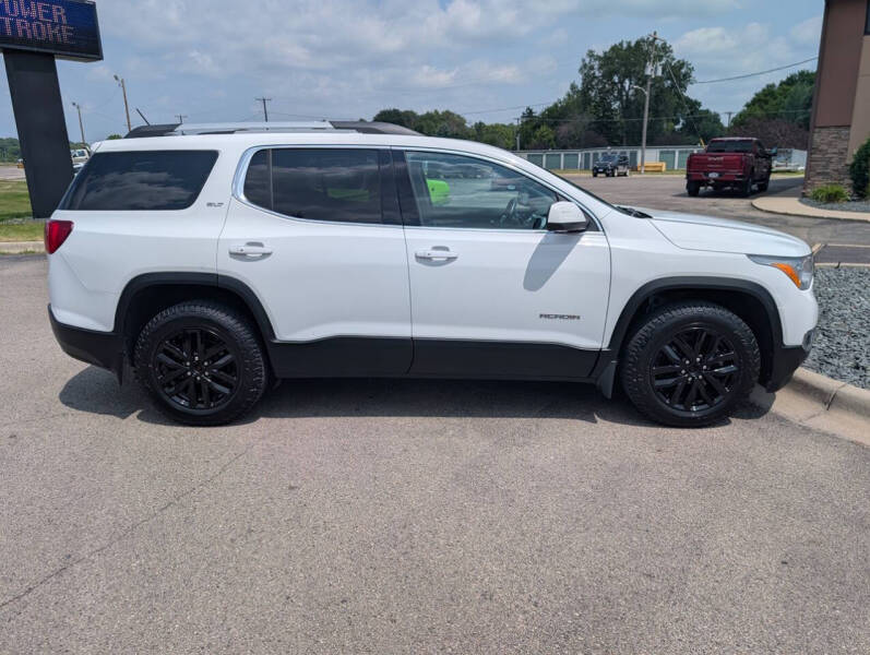 2017 GMC Acadia SLT-1