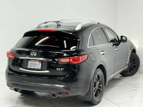 2013 Infiniti FX37