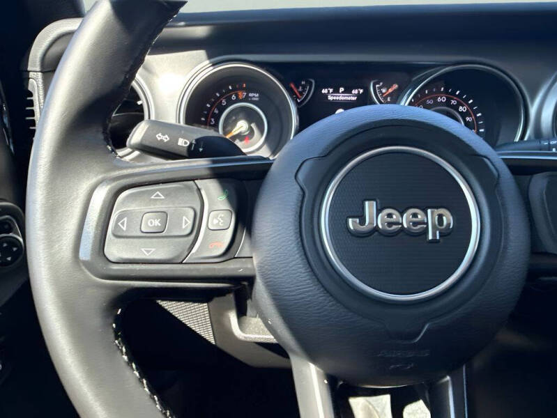 2022 Jeep Gladiator Sport