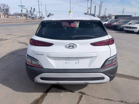 2022 Hyundai Kona SEL
