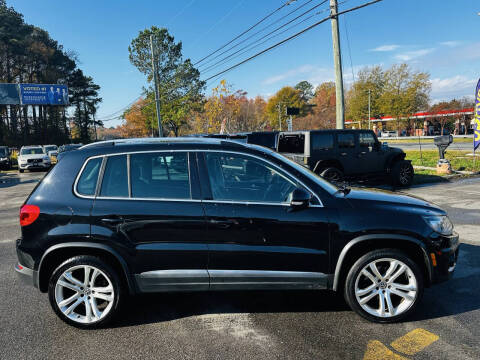 2012 Volkswagen Tiguan SEL 4Motion