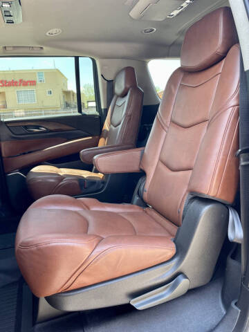 2018 Cadillac Escalade ESV Premium Luxury