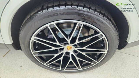 2024 Porsche Cayenne Coupe