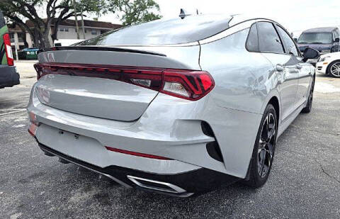 2022 Kia K5