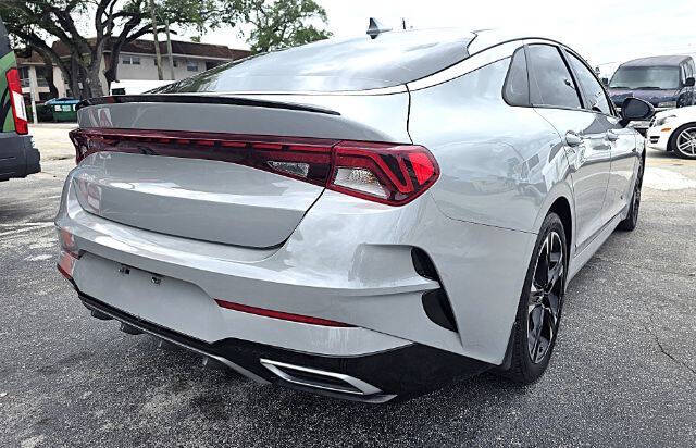 2022 Kia K5