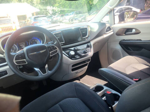 2017 Chrysler Pacifica Touring