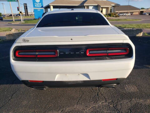 2016 Dodge Challenger R/T Plus