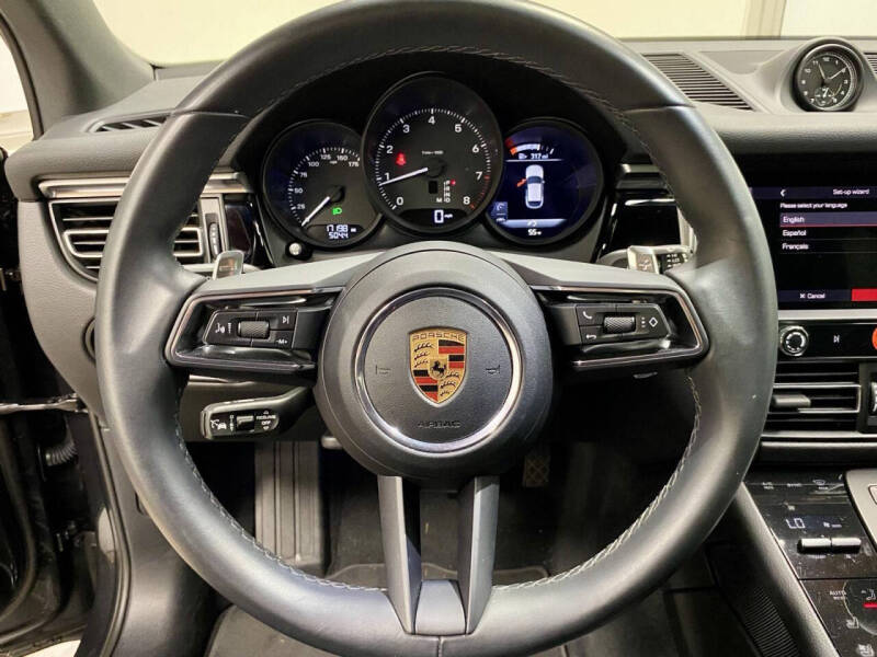 2022 Porsche Macan