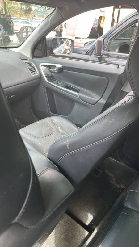 2015 Volvo XC60 T5 Drive-E Platinum