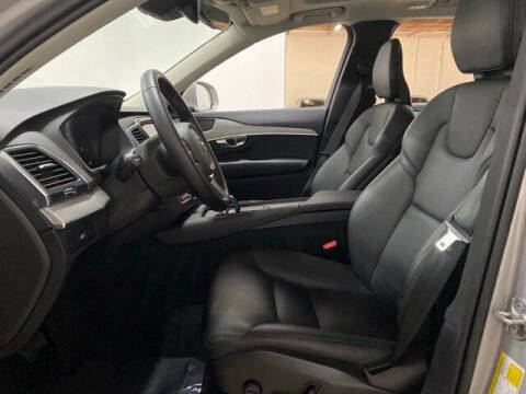 2025 Volvo XC90 B5 Core Bright Theme