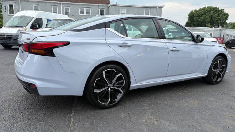 2024 Nissan Altima 2.5 SR