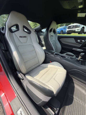 2024 Ford Mustang EcoBoost Premium