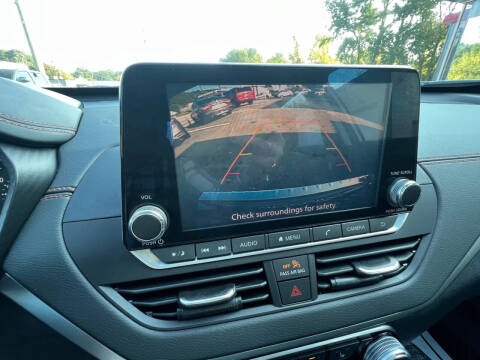 2020 Nissan Altima 2.5 SR