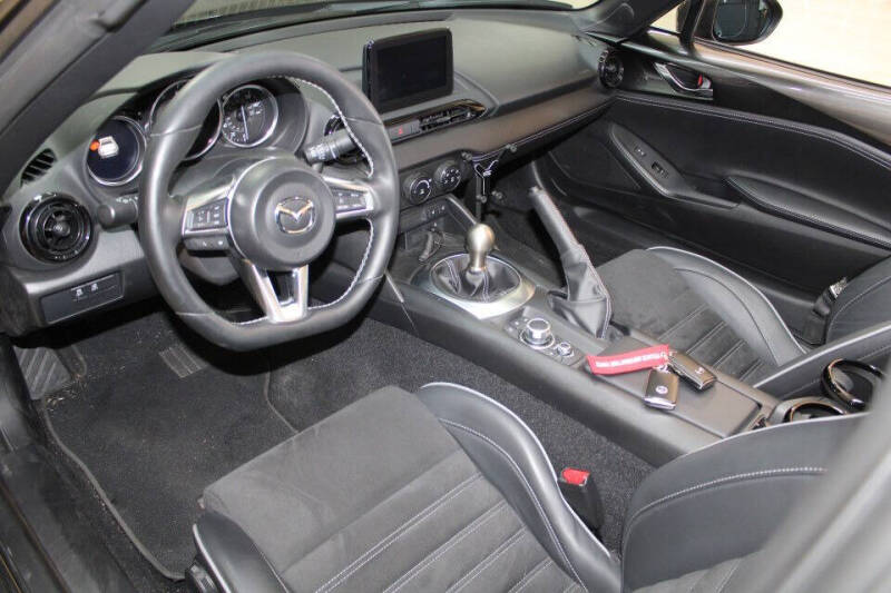 2021 Mazda MX-5 Miata RF Club