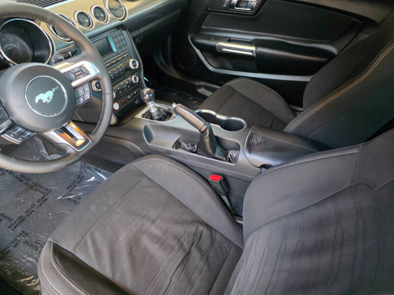 2017 Ford Mustang GT Premium