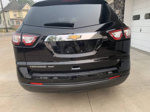 2017 Chevrolet Traverse LT