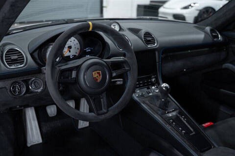 2020 Porsche 718 Cayman GT4