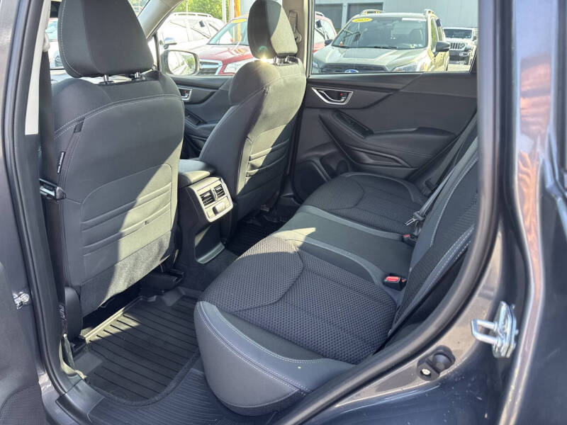 2024 Subaru Forester Premium