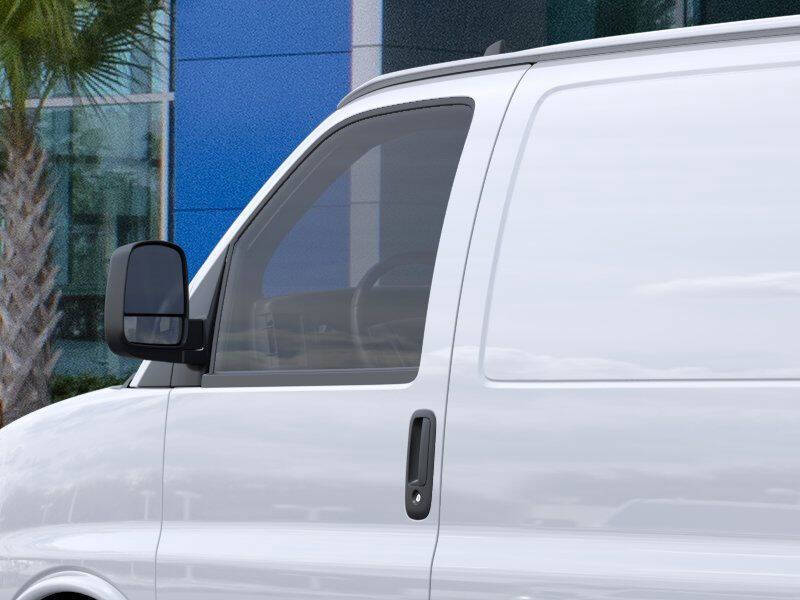 2025 Chevrolet Express 2500