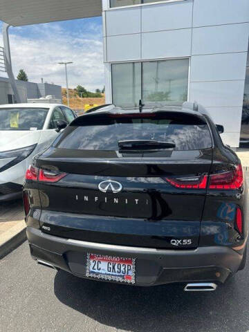 2023 Infiniti QX55 Essential