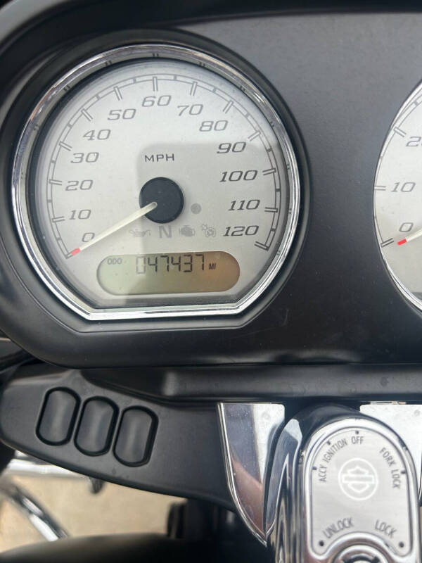 2017 Harley-Davidson Road Glide Special FLTRXS