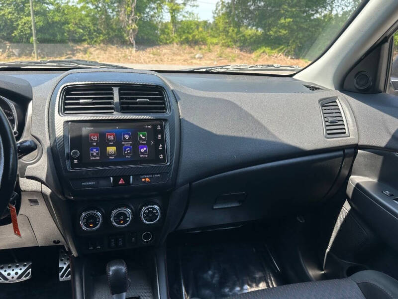 2019 Mitsubishi Outlander Sport LE