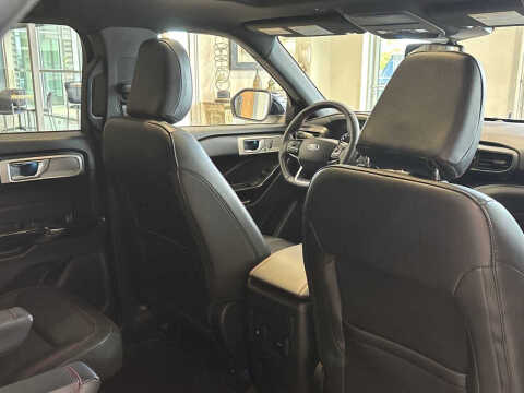2022 Ford Explorer ST-Line