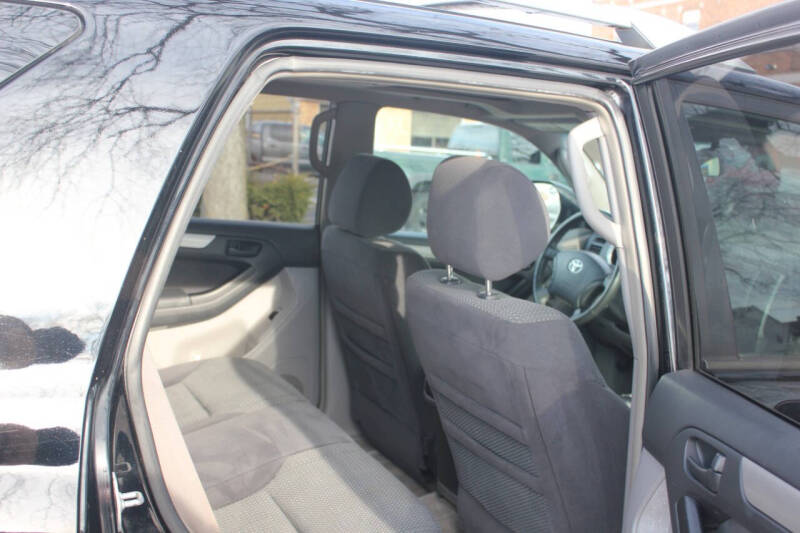 2003 Toyota 4Runner SR5