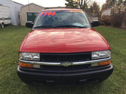 2003 Chevrolet S-10 for sale at BIRD'S AUTOMOTIVE & CUSTOMS in Ephrata PA
