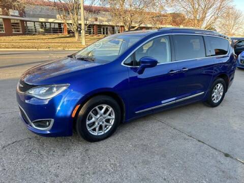 2020 Chrysler Pacifica for sale at Mulder Auto Tire and Lube in Orange City IA