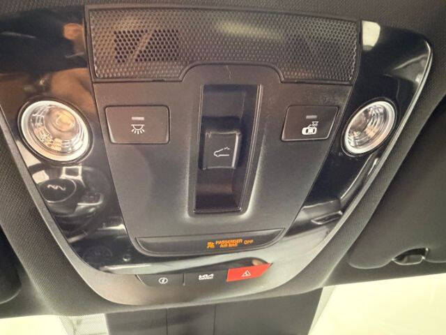 2023 Kia K5