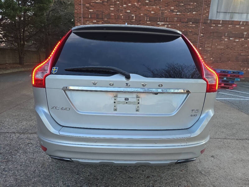 2016 Volvo XC60 T5 Premier