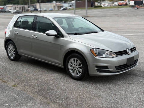 2017 Volkswagen Golf TSI S