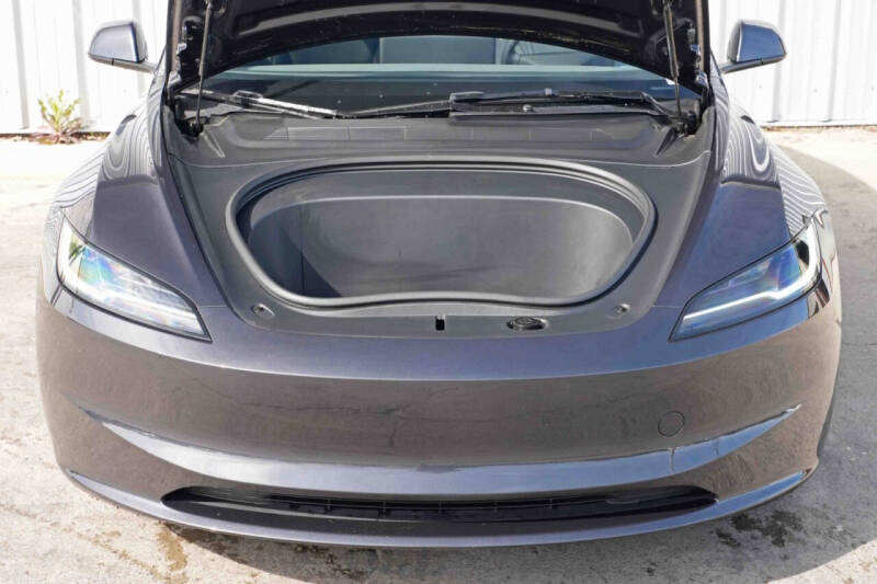 2025 Tesla Model 3 Long Range