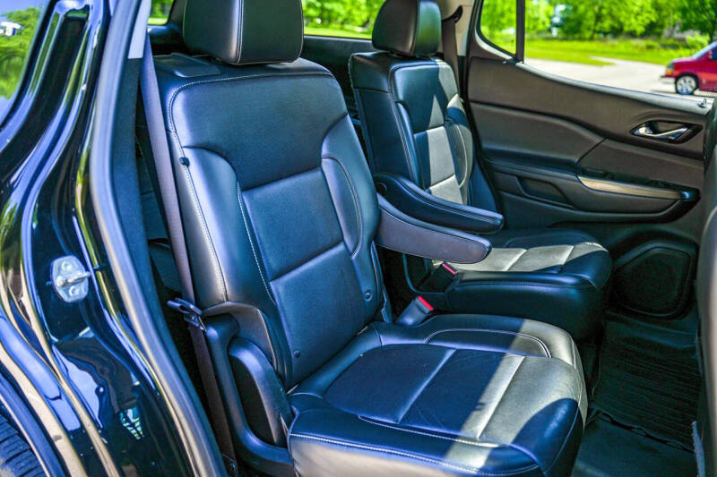 2021 GMC Acadia SLT